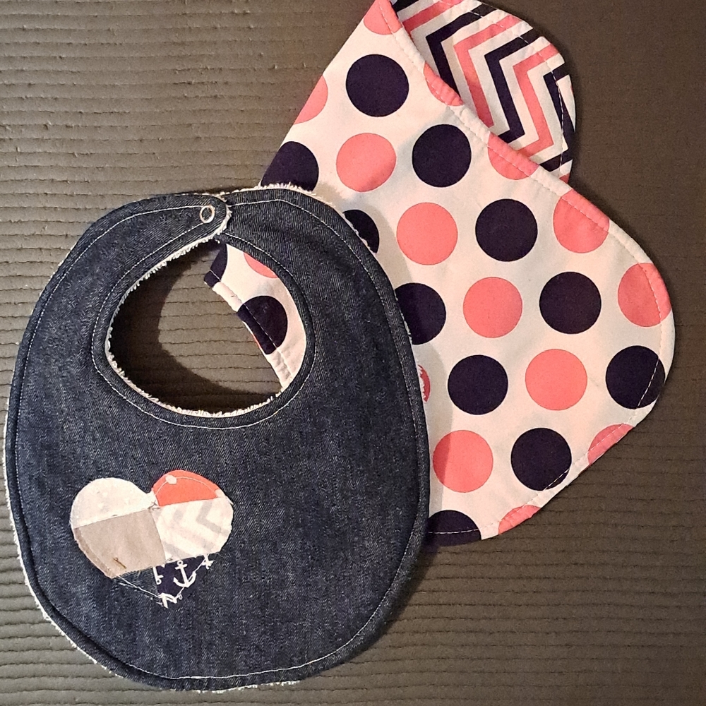 Reversable Bib and Burp Cloth